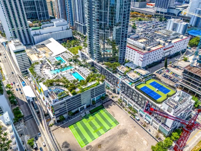 1-bedroom condo for sale in Miami - 851 NE 1st Ave 1205 - MondialRealty