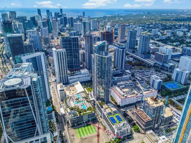 1-bedroom condo for sale in Miami - 851 NE 1st Ave 1205 - MondialRealty