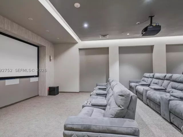 1-bedroom condo for rent in Bal Harbour - 10275 Collins Ave 1107 - MondialRealty