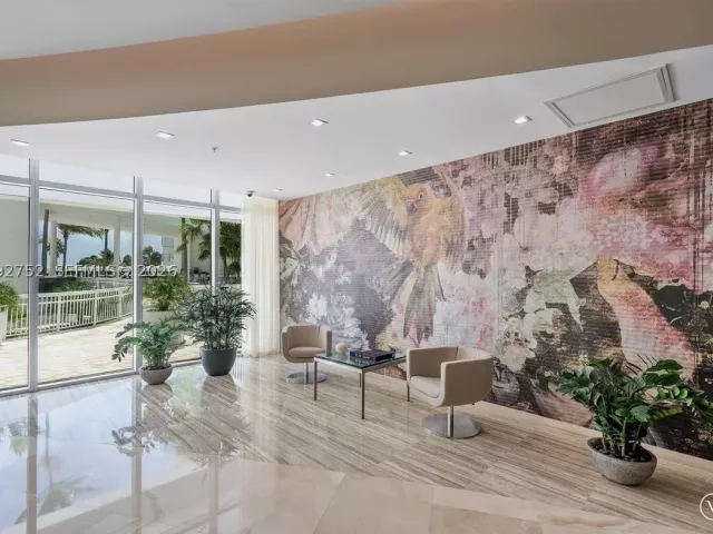1-bedroom condo for rent in Bal Harbour - 10275 Collins Ave 1107 - MondialRealty