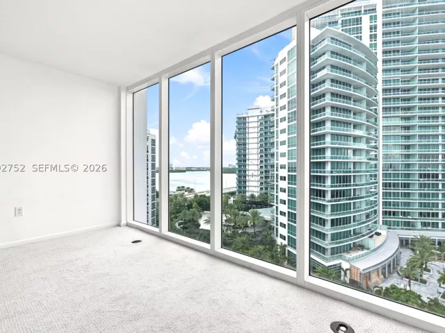 1-bedroom condo for rent in Bal Harbour - 10275 Collins Ave 1107 - MondialRealty