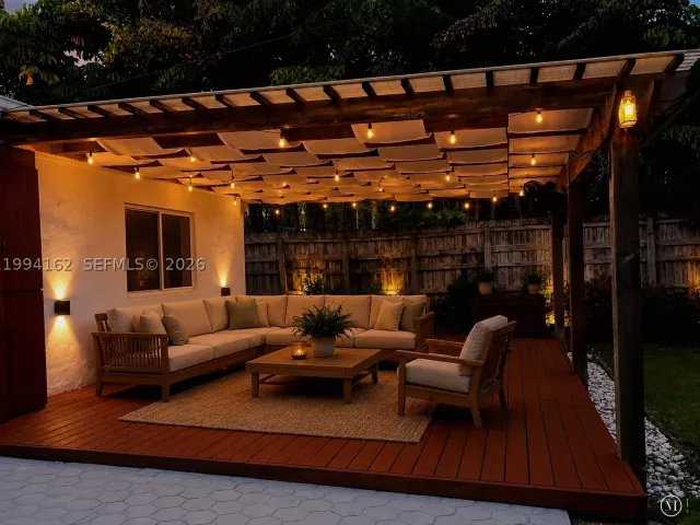 5-bedroom home for rent in Miami - 3551 E Glencoe St - MondialRealty