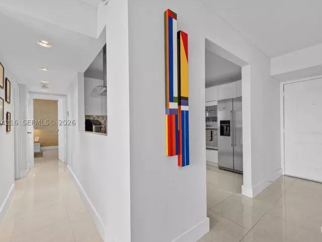 2-bedroom condo for sale in Sunny Isles Beach - 100 Bayview Dr 507 - MondialRealty