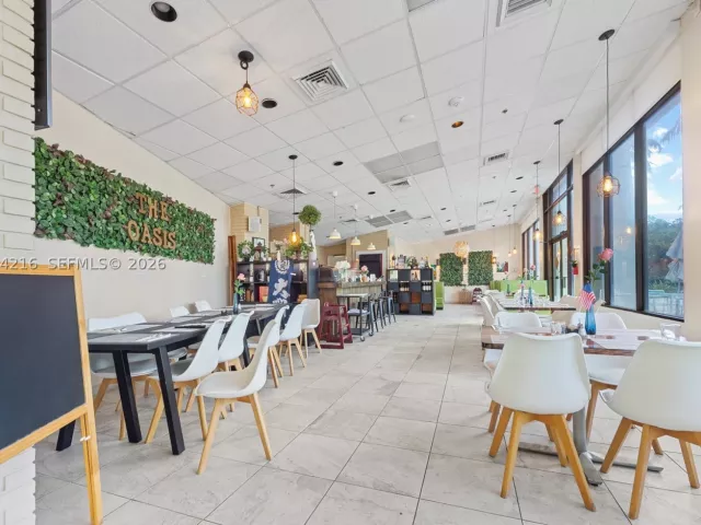 2-bedroom condo for sale in Sunny Isles Beach - 100 Bayview Dr 507 - MondialRealty
