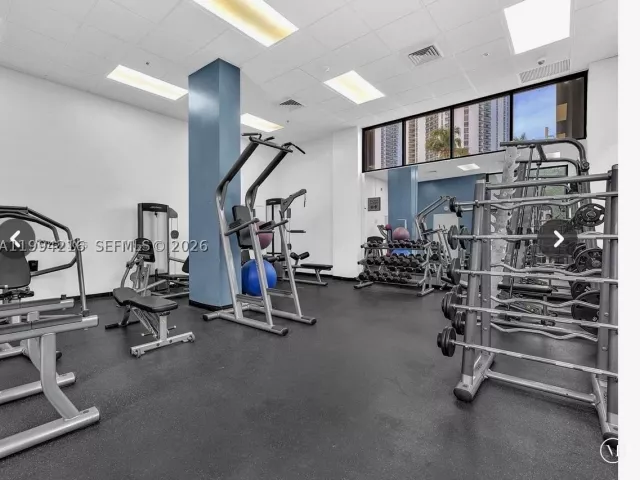 2-bedroom condo for sale in Sunny Isles Beach - 100 Bayview Dr 507 - MondialRealty