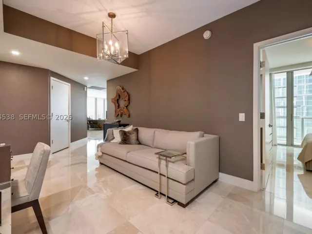 3-bedroom condo for sale in Miami -  - MondialRealty