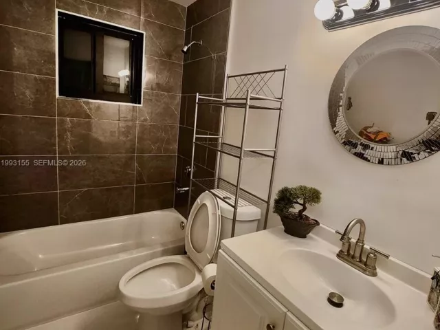2-bedroom home for sale in Miami - 201 SW 62nd Ave - MondialRealty