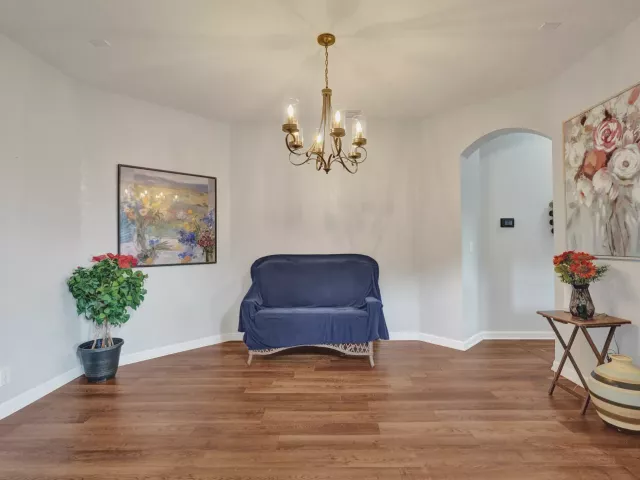 5-bedroom home for sale in West Palm Beach - 6591 Traveler Road - MondialRealty
