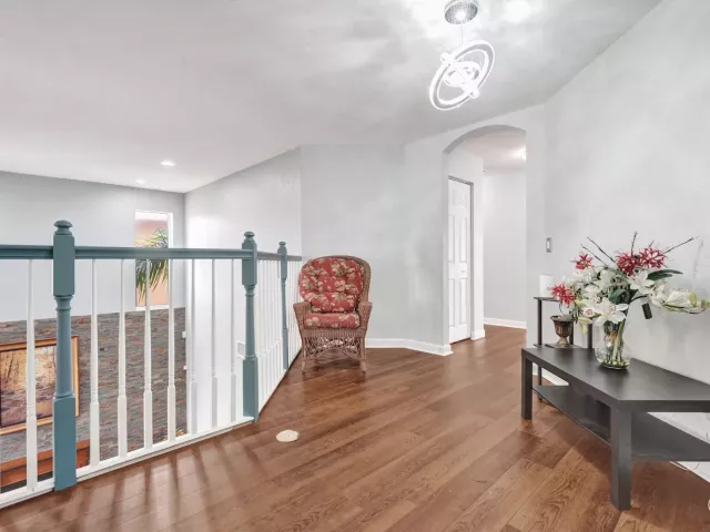 5-bedroom home for sale in West Palm Beach - 6591 Traveler Road - MondialRealty