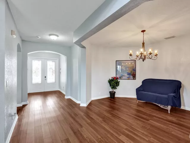 5-bedroom home for sale in West Palm Beach - 6591 Traveler Road - MondialRealty