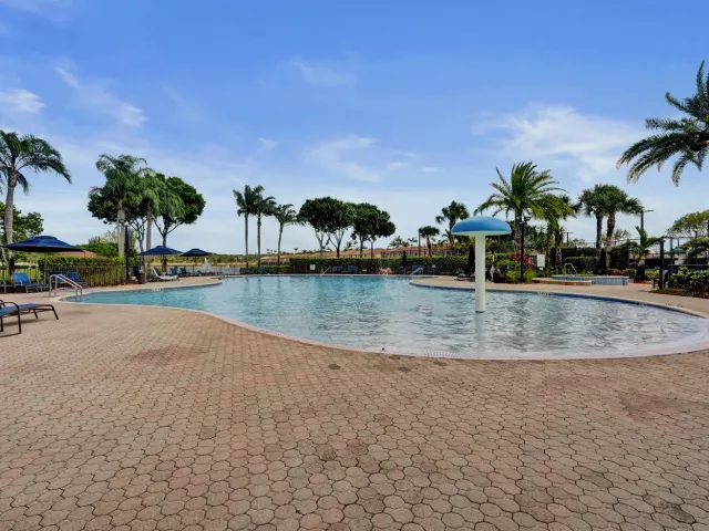 5-bedroom home for sale in West Palm Beach - 6591 Traveler Road - MondialRealty
