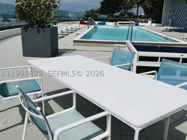 1-bedroom condo for sale in Miami - 45 SW 9th St 2004 - MondialRealty
