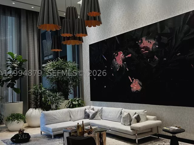 1-bedroom condo for sale in Miami - 45 SW 9th St 2004 - MondialRealty