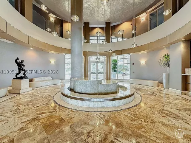 2-bedroom condo for sale in Miami - 808 Brickell Key Dr 2002 - MondialRealty