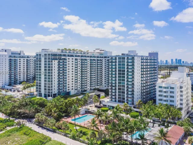 3-bedroom condo for rent in Miami Beach -  - MondialRealty
