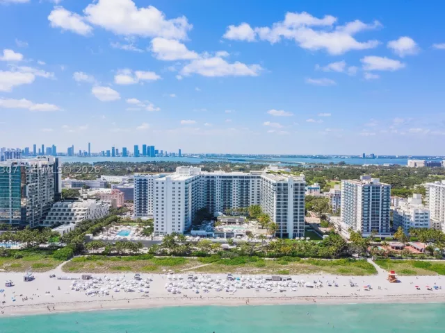 3-bedroom condo for rent in Miami Beach -  - MondialRealty