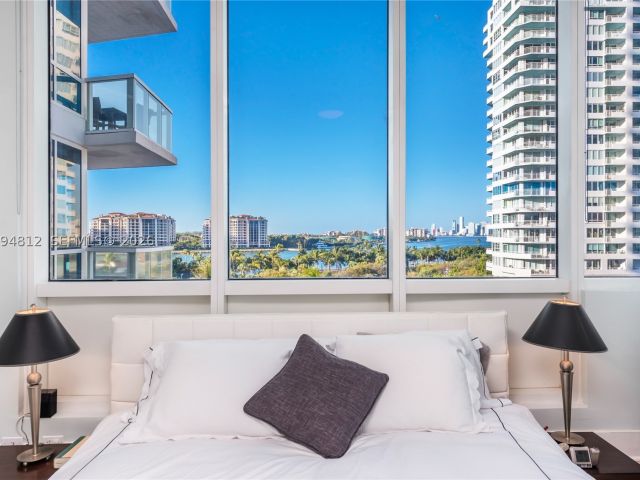 3-bedroom condo for rent in Miami Beach - 100 S Pointe Dr 610 - MondialRealty