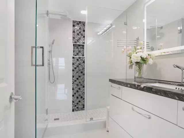 1-bedroom condo for sale in Fort Lauderdale - 3550 Galt Ocean Drive 508 - MondialRealty