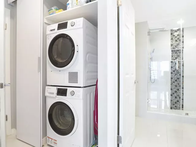 1-bedroom condo for sale in Fort Lauderdale - 3550 Galt Ocean Drive 508 - MondialRealty