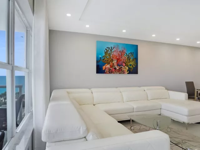 1-bedroom condo for sale in Fort Lauderdale - 3550 Galt Ocean Drive 508 - MondialRealty