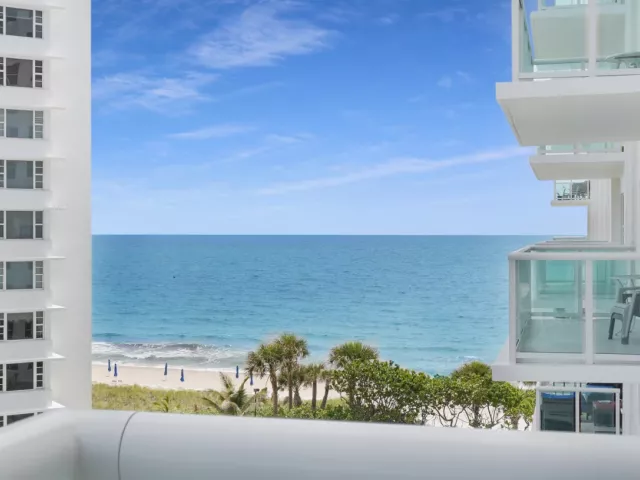 1-bedroom condo for sale in Fort Lauderdale - 3550 Galt Ocean Drive 508 - MondialRealty