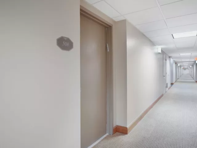 1-bedroom condo for sale in Fort Lauderdale - 3550 Galt Ocean Drive 508 - MondialRealty