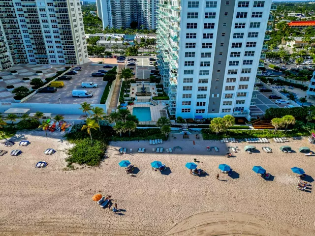 1-bedroom condo for sale in Fort Lauderdale - 3550 Galt Ocean Drive 508 - MondialRealty