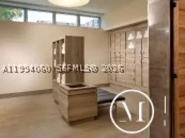 2-bedroom condo for rent in North Miami Beach - 17301 Biscayne Blvd 1602 - MondialRealty