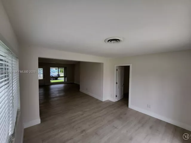 3-bedroom home for rent in Hollywood - 3346 Coolidge St - MondialRealty