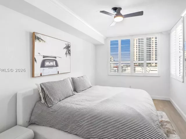 2-bedroom condo for rent in Fort Lauderdale - 350 SE 2nd St 1150 - MondialRealty