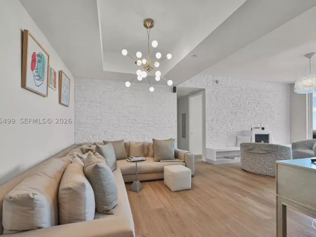 2-bedroom condo for rent in Sunny Isles Beach - 15901 Collins Ave 2405 - MondialRealty