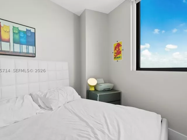 3-bedroom condo for sale in Miami - 501 NE 31st St 1201 - MondialRealty