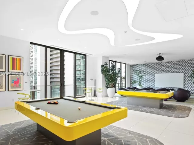 3-bedroom condo for sale in Miami - 501 NE 31st St 1201 - MondialRealty