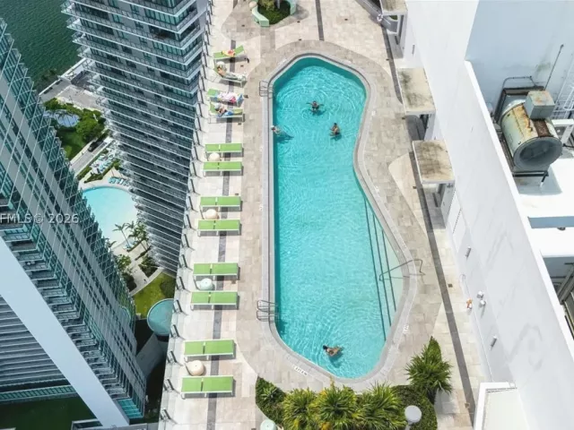 3-bedroom condo for sale in Miami - 501 NE 31st St 1201 - MondialRealty