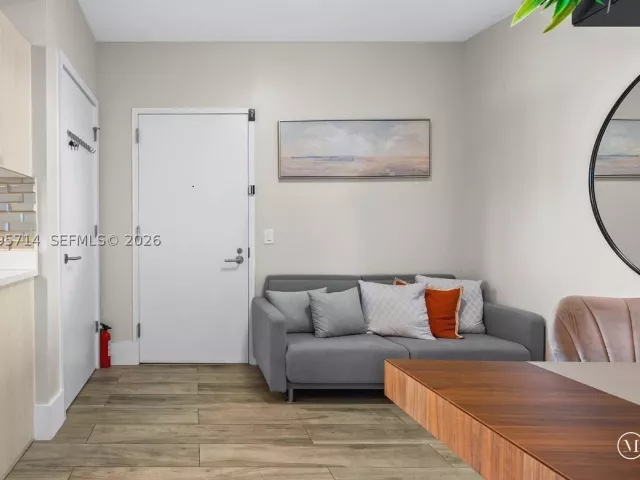 3-bedroom condo for sale in Miami - 501 NE 31st St 1201 - MondialRealty
