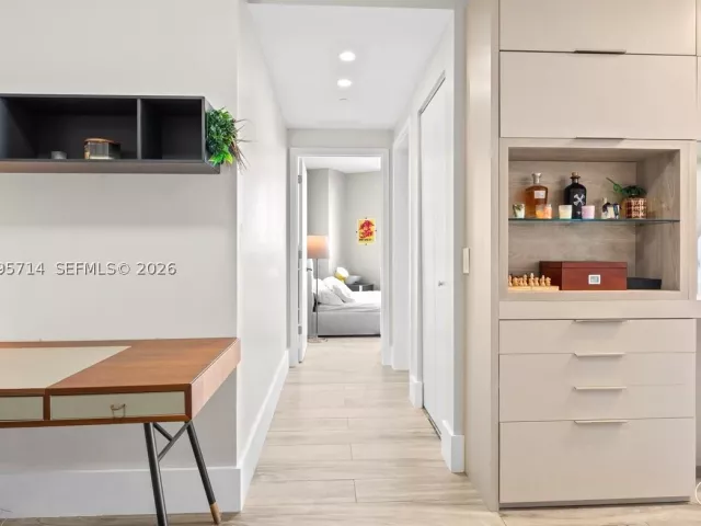 3-bedroom condo for sale in Miami - 501 NE 31st St 1201 - MondialRealty