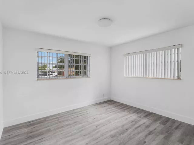 3-bedroom home for sale in Hollywood - 6820 Park St - MondialRealty