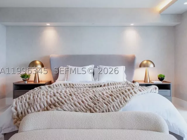 3-bedroom condo for rent in Hallandale Beach - 1830 S Ocean Dr 1501 - MondialRealty