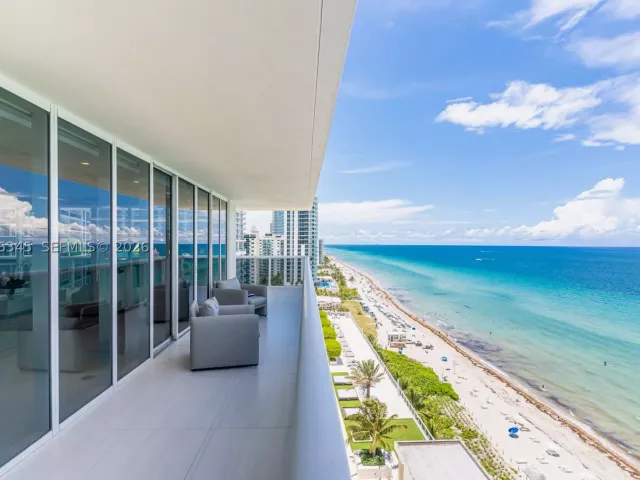 3-bedroom condo for rent in Hallandale Beach - 1830 S Ocean Dr 1501 - MondialRealty