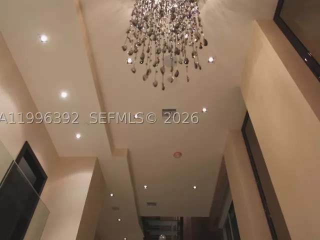 4-bedroom condo for sale in Miami - 900 Brickell Key Blvd PH3403 - MondialRealty