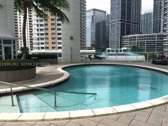 4-bedroom condo for sale in Miami - 900 Brickell Key Blvd PH3403 - MondialRealty