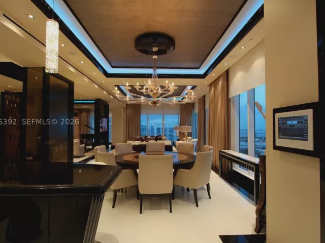4-bedroom condo for sale in Miami - 900 Brickell Key Blvd PH3403 - MondialRealty