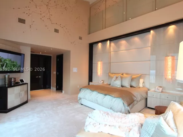 4-bedroom condo for sale in Miami - 900 Brickell Key Blvd PH3403 - MondialRealty
