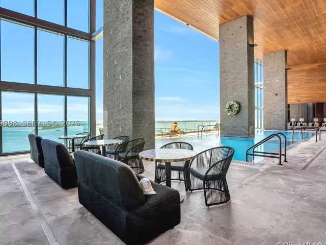 2-bedroom condo for sale in Miami - 1451 Brickell Ave 4301 - MondialRealty