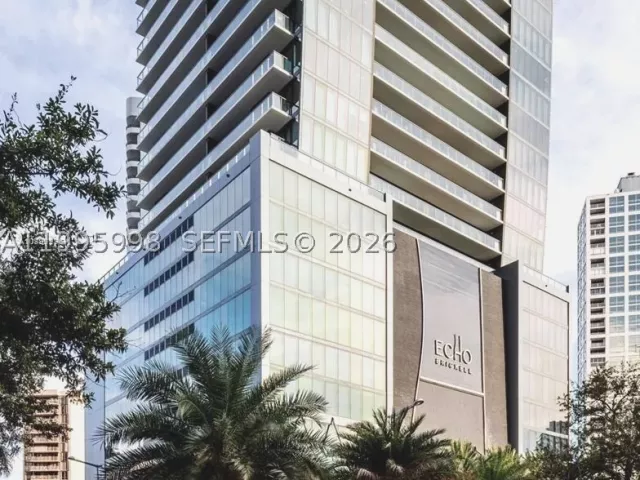 2-bedroom condo for sale in Miami - 1451 Brickell Ave 4301 - MondialRealty