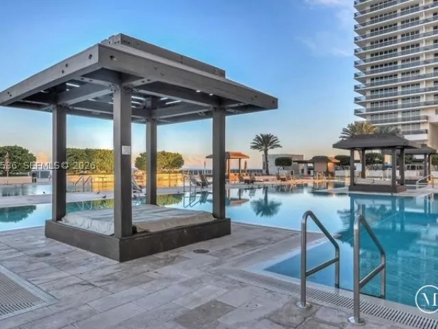 2-bedroom condo for rent in Hallandale Beach - 1850 S Ocean Dr 3510 - MondialRealty