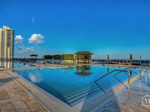 2-bedroom condo for rent in Hallandale Beach - 1850 S Ocean Dr 3510 - MondialRealty