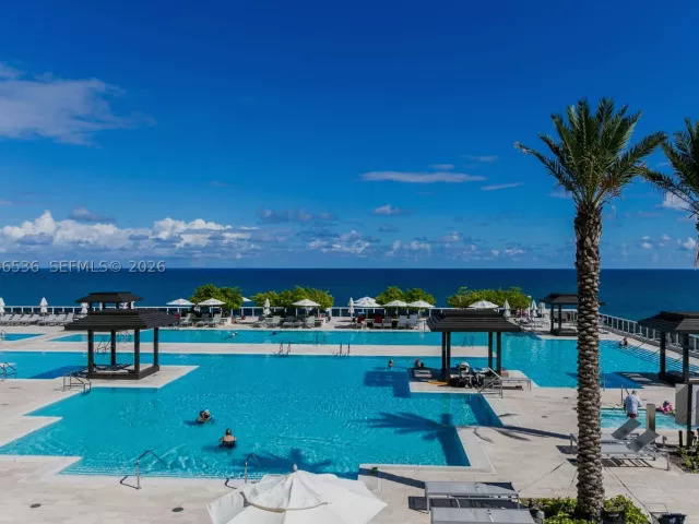 2-bedroom condo for rent in Hallandale Beach - 1850 S Ocean Dr 3510 - MondialRealty