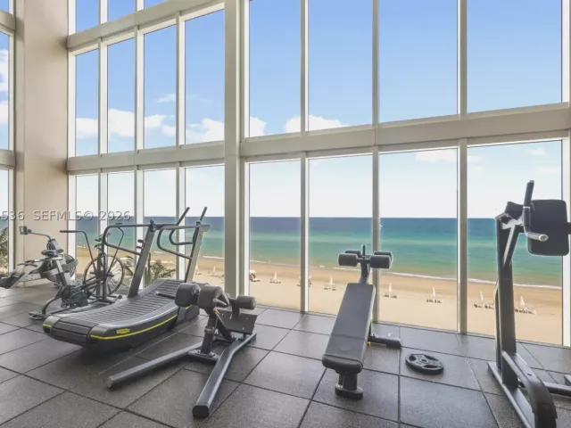 2-bedroom condo for rent in Hallandale Beach - 1850 S Ocean Dr 3510 - MondialRealty