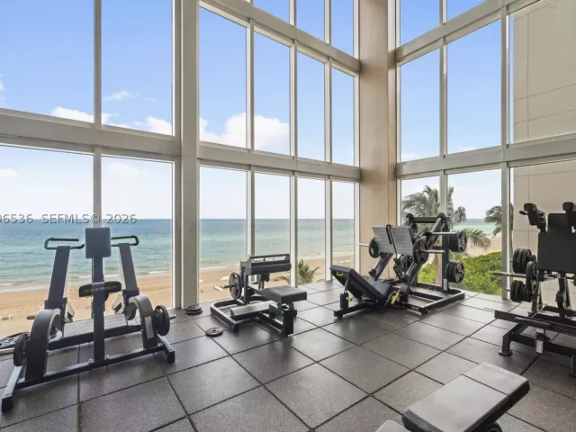 2-bedroom condo for rent in Hallandale Beach - 1850 S Ocean Dr 3510 - MondialRealty